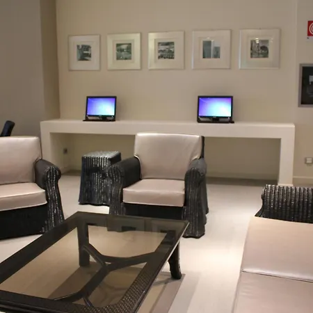 Tag Hotel-2