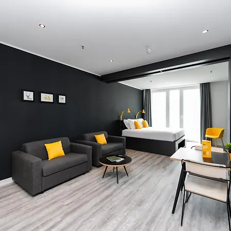 Staycity Aparthotels Venice Mestre-2