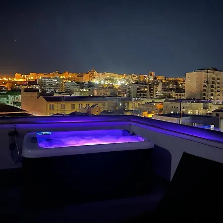 18 Dante Luxury Suites-3