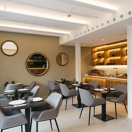 Boutique Hotel Petit Montision-2