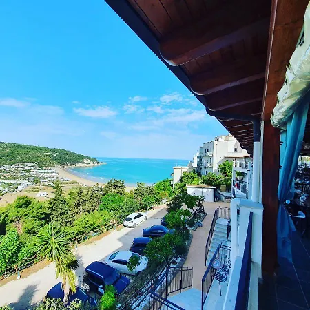 The Stunning B&B-2