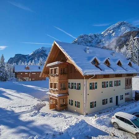 Natura Boutique Chalet Wellness Spa-3