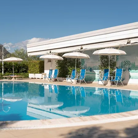 Edra Palace Hotel & Ristorante-3