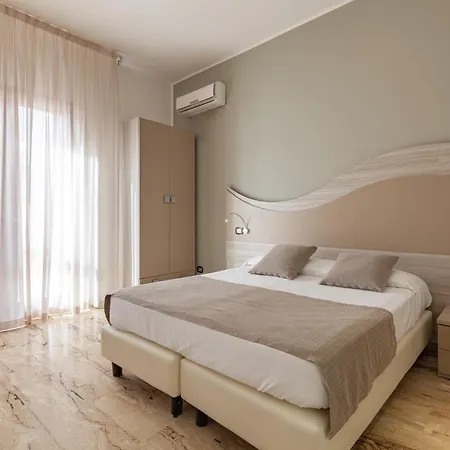 Hotel Spiaggia D'oro-3