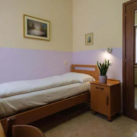 Casa Vacanza - Casa del Padre Nascimbeni-2