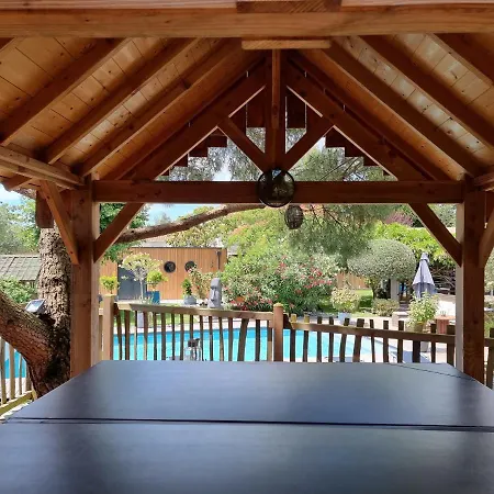 Le Clos des Romarins-3