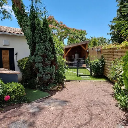 Le Clos des Romarins-2