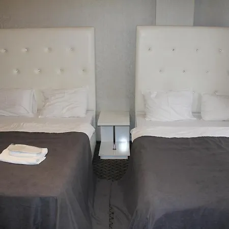 Hotel Plaza-2