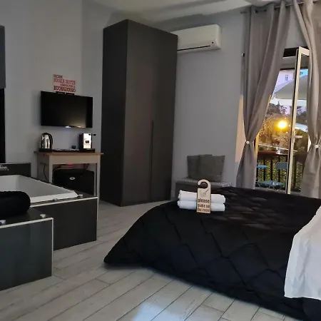 Esposito Plaza- Rooms&Suite-2