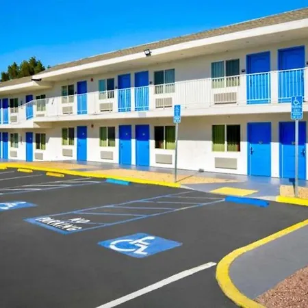 Motel 6 Victorville-2