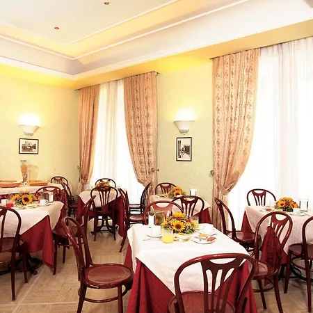 Hotel Dina-2