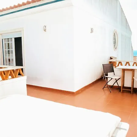 Ericeira Soulsurfers Guesthouse-2