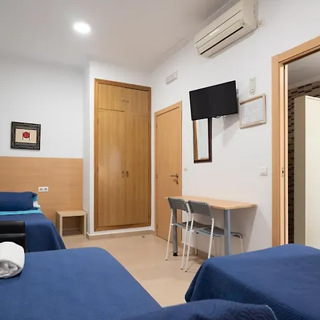 Hostal Mitre Paterna-2