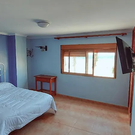 Hostal Vista Al Mar-2
