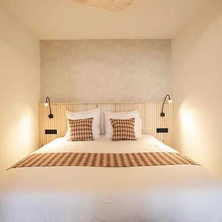 Modern Two Bedroom Apartment Close To The Beach-2