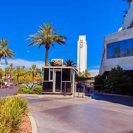 Luxury 53Rd Flr Condo With Amazing Sunset View & Balcony No Refee At Palms Place-2