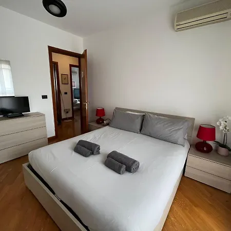 BedandBreakfast Eni Torri Lombarde San Donato BBqueen-3