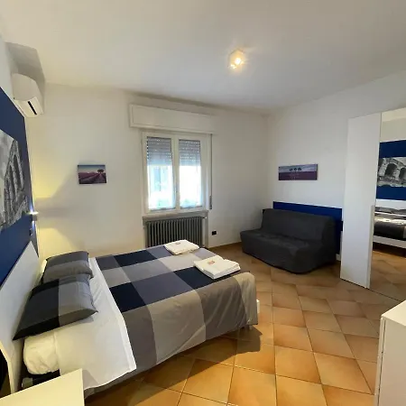 Villa Lori Apartments Garden&Beach-2