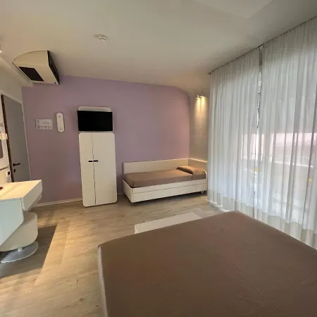 Hotel Magic-2