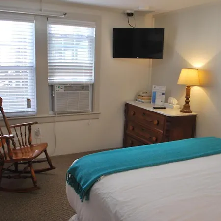 Lankford Hotel And Lodge-3
