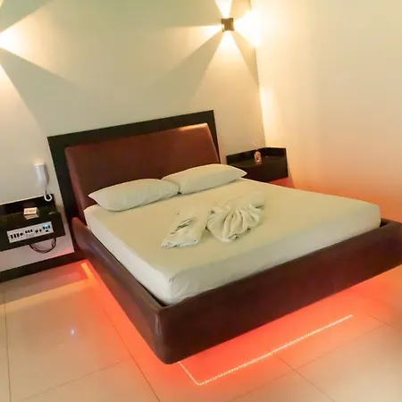 Motel 3 Peixinhos (Adults Only)-2