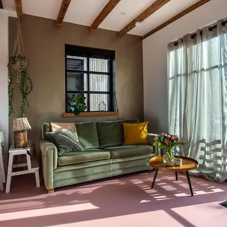 Guesthouse Rotterdam, Tinyhouse Nearby Kralingen-3