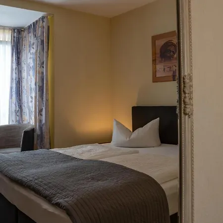 Hotel Ammerland Garni-2