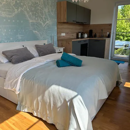 Ferienzimmer Suhrer Seeblick-3