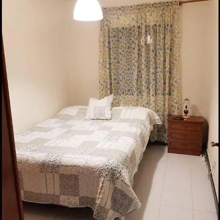 Private Room With Shared Bathroom-2