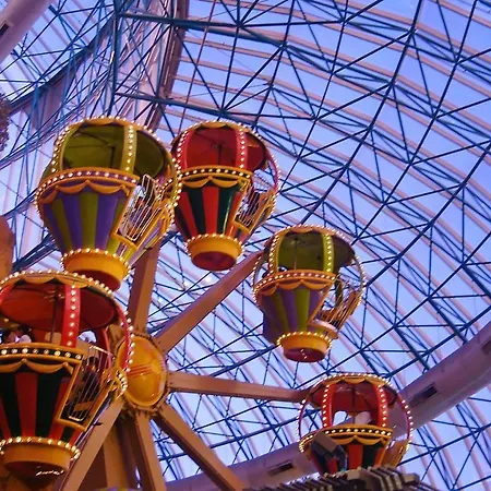 Fun And Exciting Circus Circus Las Vegas Strip Unit Family Getaway-2
