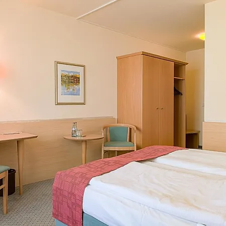Hotel Am Moosfeld-3