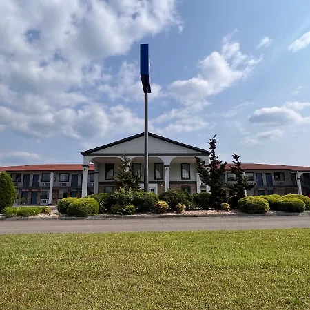 Americas Best Value Inn Blue Ridge-3