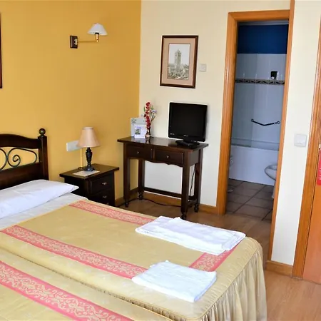 Hostal Infanta Doña Leonor-3