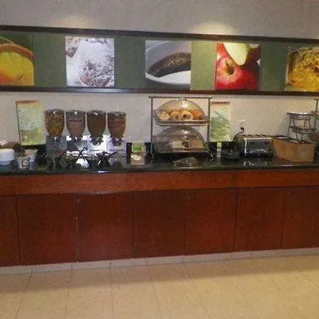 Fairfield Inn & Suites Toledo North-3