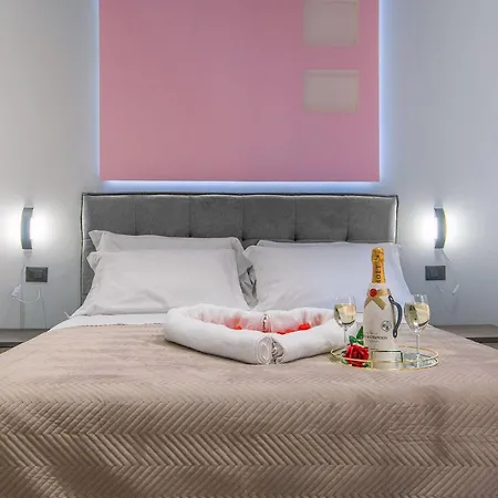Garibaldi Rooms-2