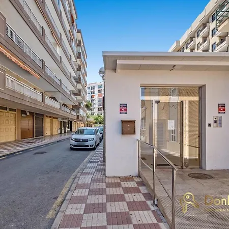 Apartamentos Con Parking Privado En El Paseo Maritimo De Fuengirola-2