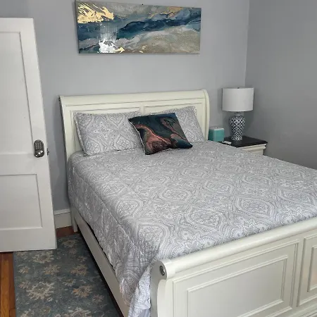 Boston Luxury Condo Style Rooms-3