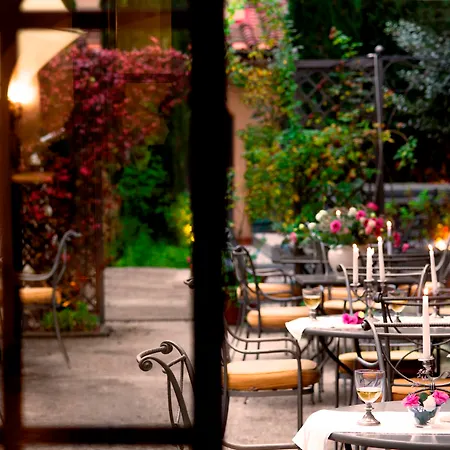 Hotel Relais Dell'Orologio-3
