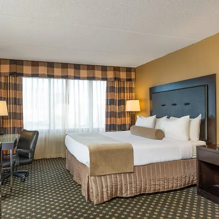 Crowne Plaza Indianapolis-Airport By Ihg-3