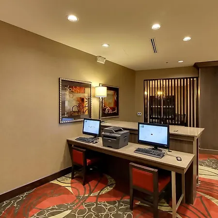 Holiday Inn Express & Suites Plymouth - Ann Arbor Area By Ihg-2