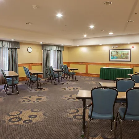 Holiday Inn Express Hotel & Suites Canton By Ihg-2