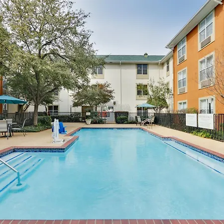 Candlewood Suites Dallas Market Center-Love Field By Ihg-3