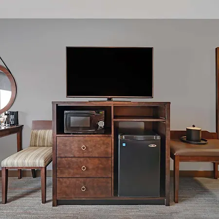 Hampton Inn Farmington-3