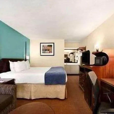 Baymont Inn & Suites-3