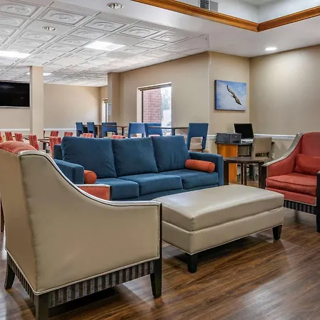 Comfort Inn & Suites Statesboro - University Area-3