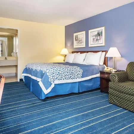 Days Inn By Wyndham South Hill-2