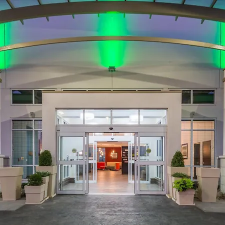 Holiday Inn Salina By Ihg-2