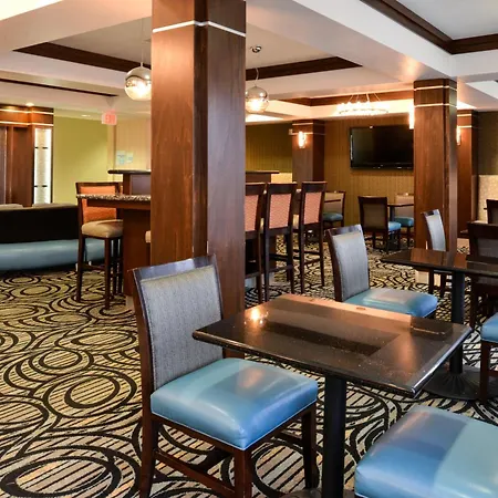 Holiday Inn Express & Suites Greenfield By Ihg-3