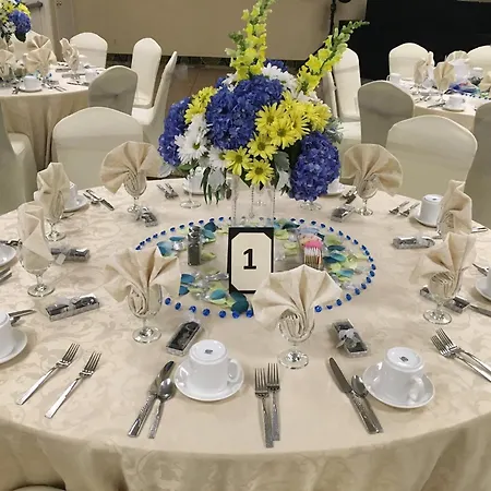 Holiday Inn Westbury-Long Island By Ihg-2