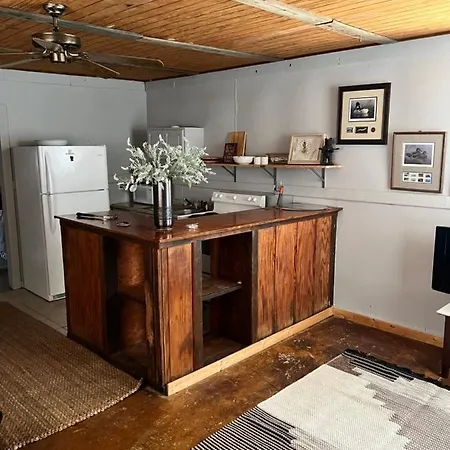 Cabin In The Oaks-3